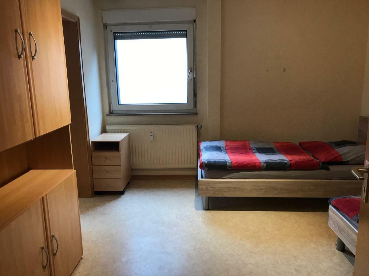 Messe Cgn/Dus Grossraeumige Wohnung In Guter Verkehrslage Leverkusen Eksteriør billede