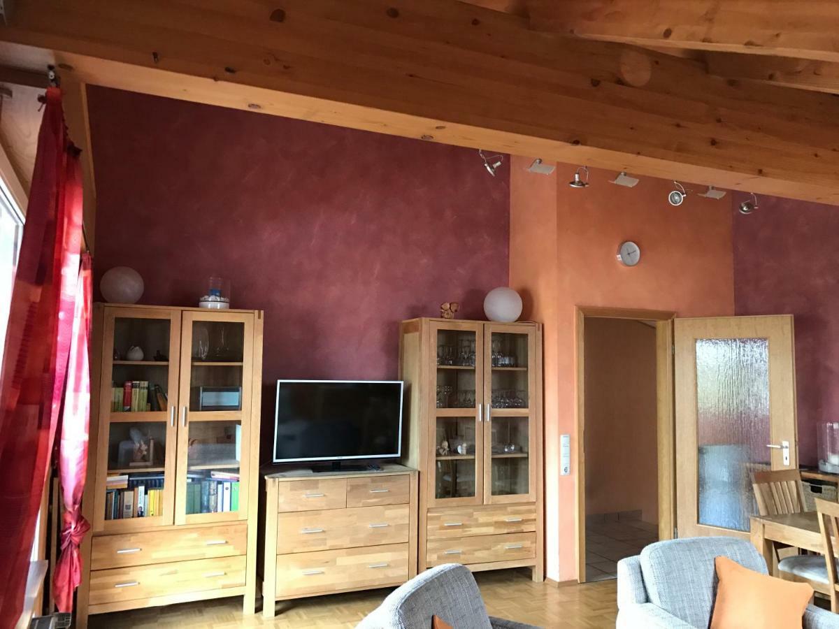Messe Cgn/Dus Grossraeumige Wohnung In Guter Verkehrslage Leverkusen Eksteriør billede