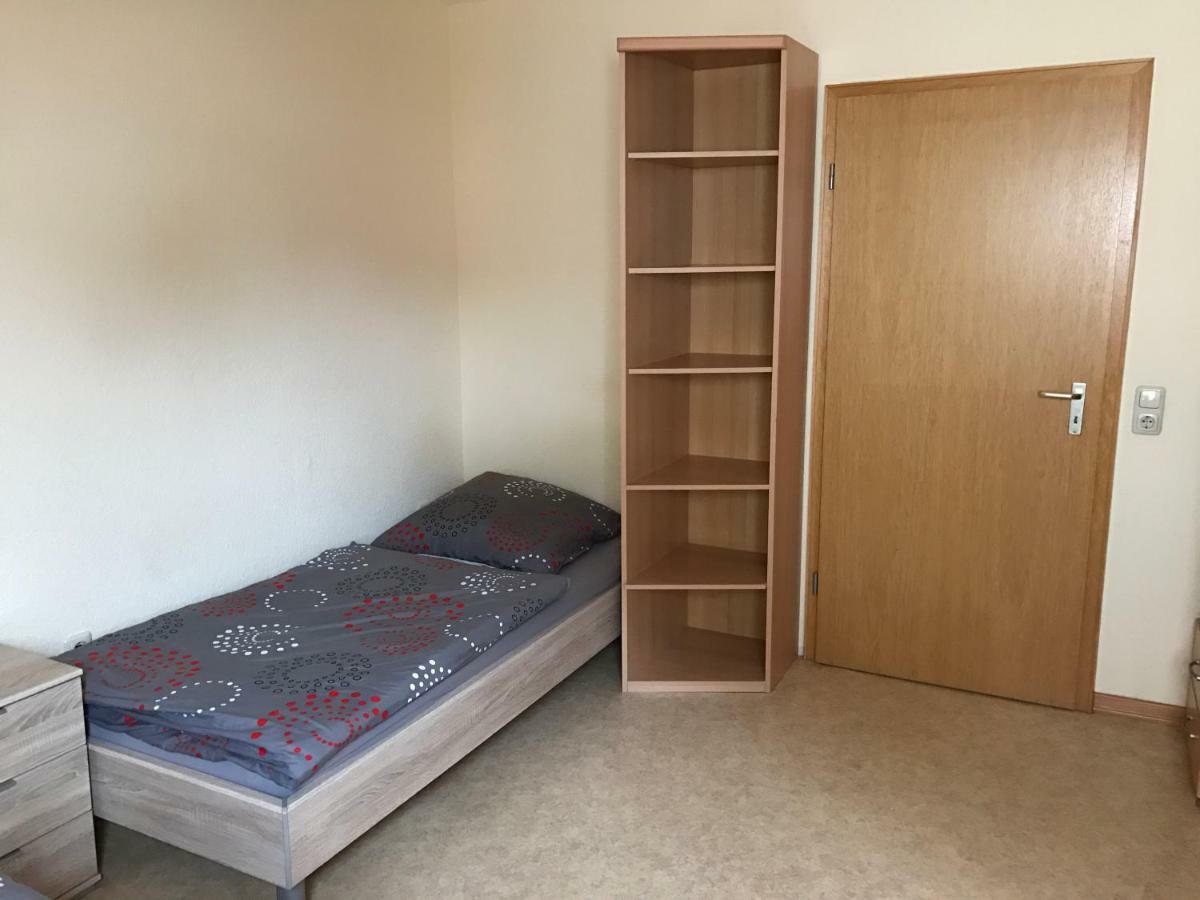 Messe Cgn/Dus Grossraeumige Wohnung In Guter Verkehrslage Leverkusen Eksteriør billede