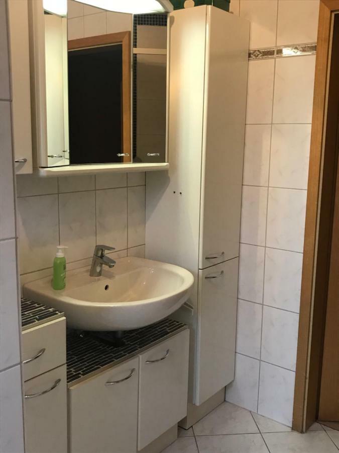 Messe Cgn/Dus Grossraeumige Wohnung In Guter Verkehrslage Leverkusen Eksteriør billede